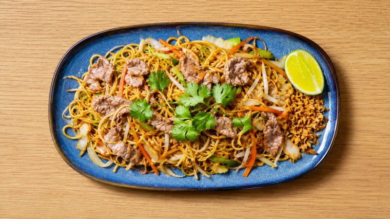 Stir Fry Egg Noodle - Beef